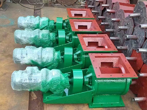 Square mouth unloader